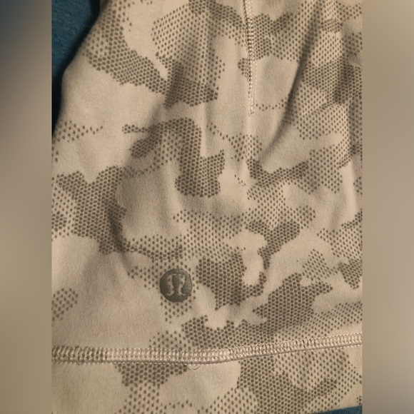 Lululemon gray camouflage sweatshirt - Picture 5 of 8